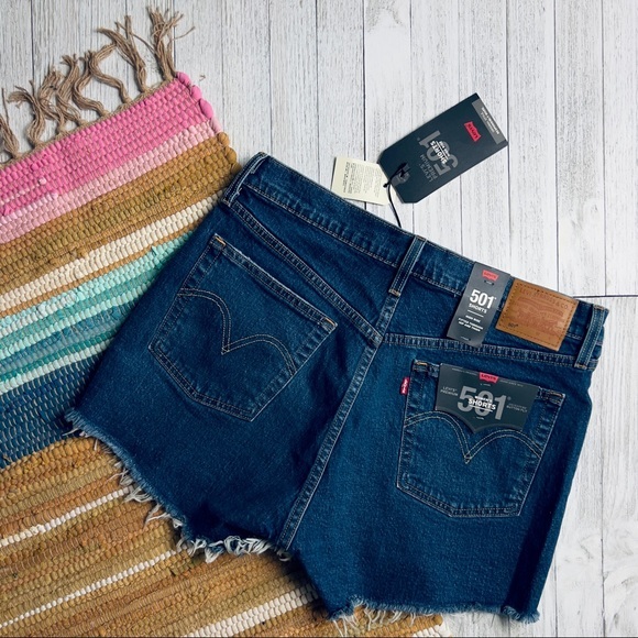 Levi's® Premium 501® Women’s Shorts - Picture 15 of 16